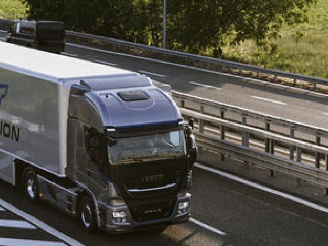 IVECO lanza Truck Station en las principales rutas de transporte europeas con el fin de mantener a los vehículos de mercancías siempre en carretera