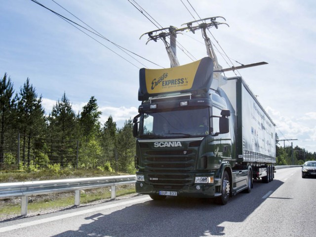 Scania participa en la apertura de la primera ruta eléctrica del mundo