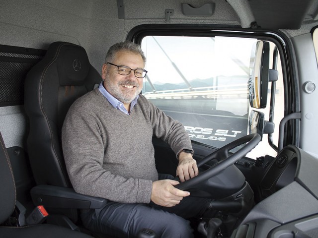Daniel García, responsable de Producto de Vehículos Comerciales Mercedes-Benz: “A fin de este año vamos a lanzar la línea Axor”