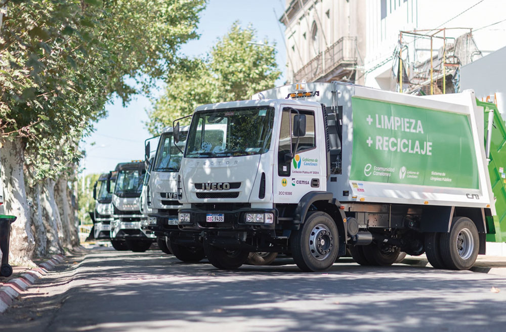 CIEMSA atiende recolección de residuos y saneamiento en Canelones con camiones IVECO
