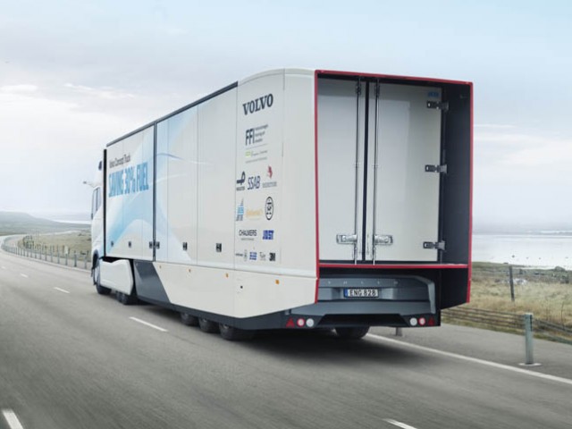 El último “Concept Truck” de Volvo Trucks prueba una cadena cinemática híbrida para el transporte de larga distancia