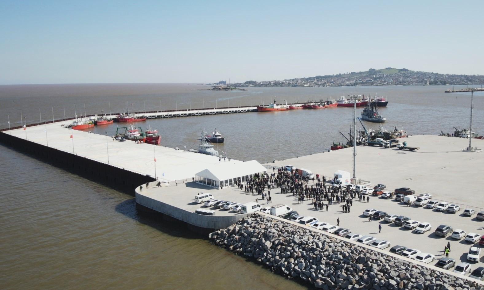 Terminal_Pesquera_Puerto_Capurro_en_Montevideo.jpg