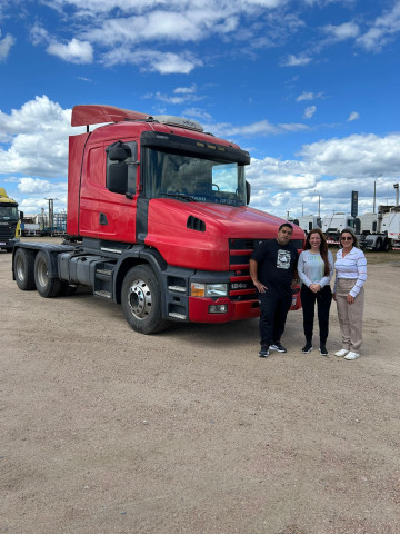 AUTOMOTORA H. PINTADO / SCANIA - Cuello & Ferreira AUTOMOTORA H. PINTADO / SCANIA - Cuello & Ferreira