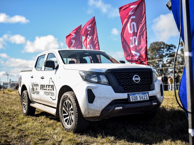 Nissan se sumó al Campeonato Uruguayo de Prueba de Riendas con una pick up Frontier