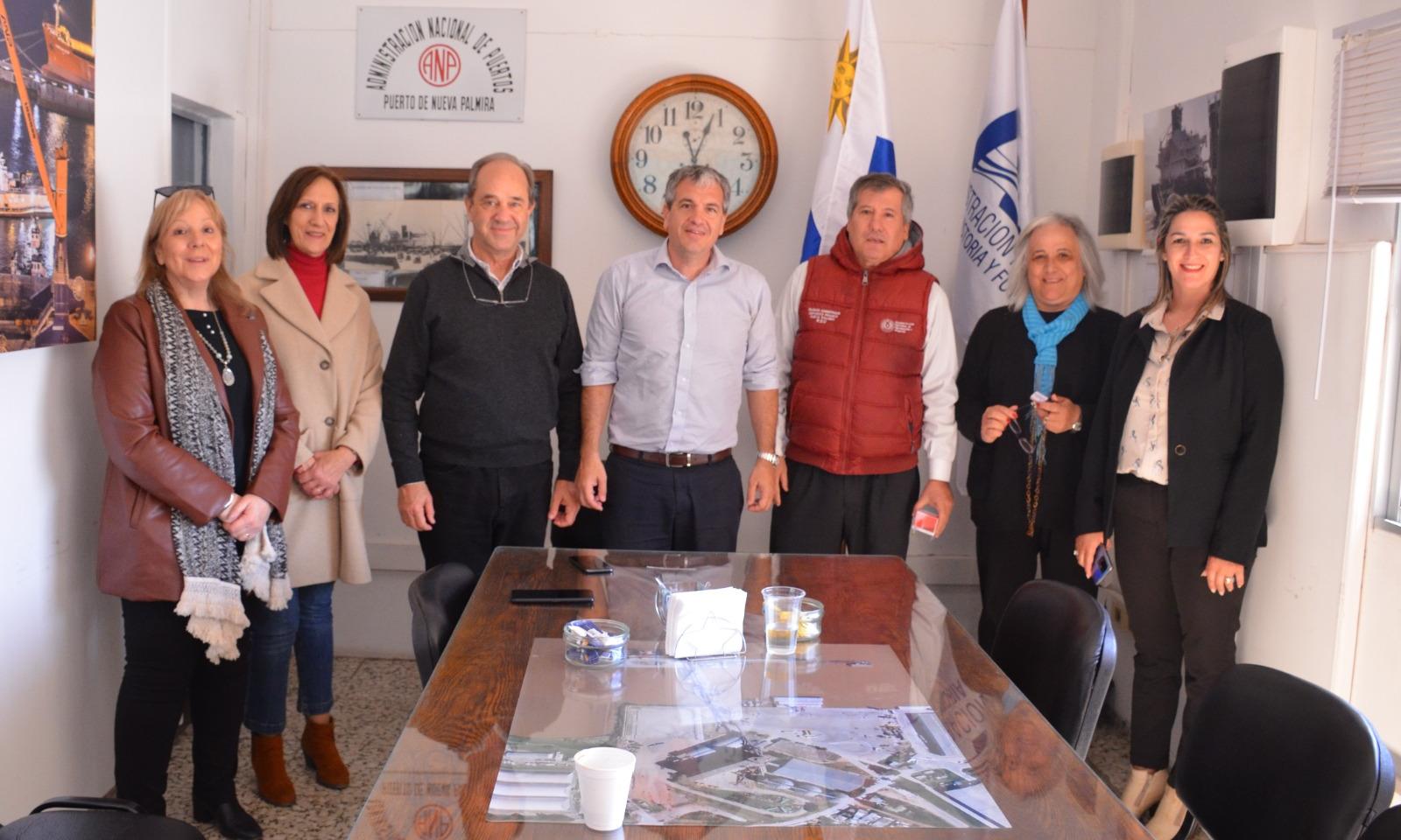 Acuerdo por espacios en puerto de Nueva Palmira entre la ANNP de Paraguay y la ANP de Uruguay