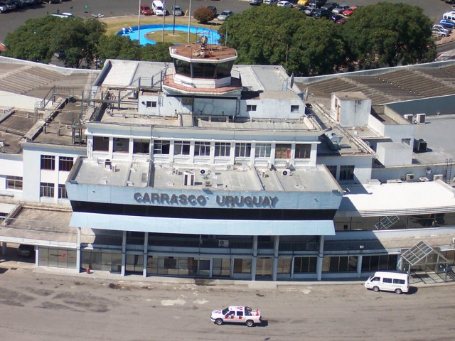Desarrollo de la ex terminal del Aeropuerto de Carrasco
