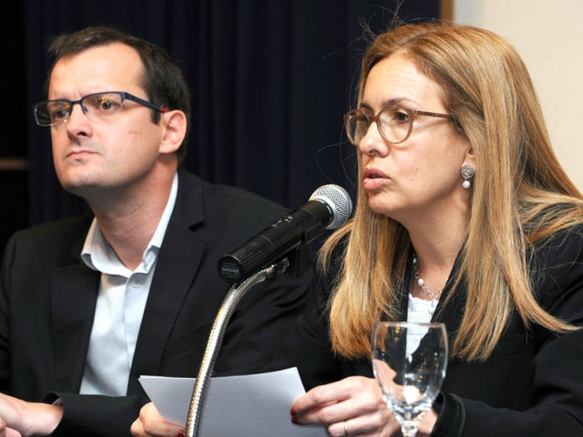Marta Jara: Ancap busca defender el interés de todos los uruguayos