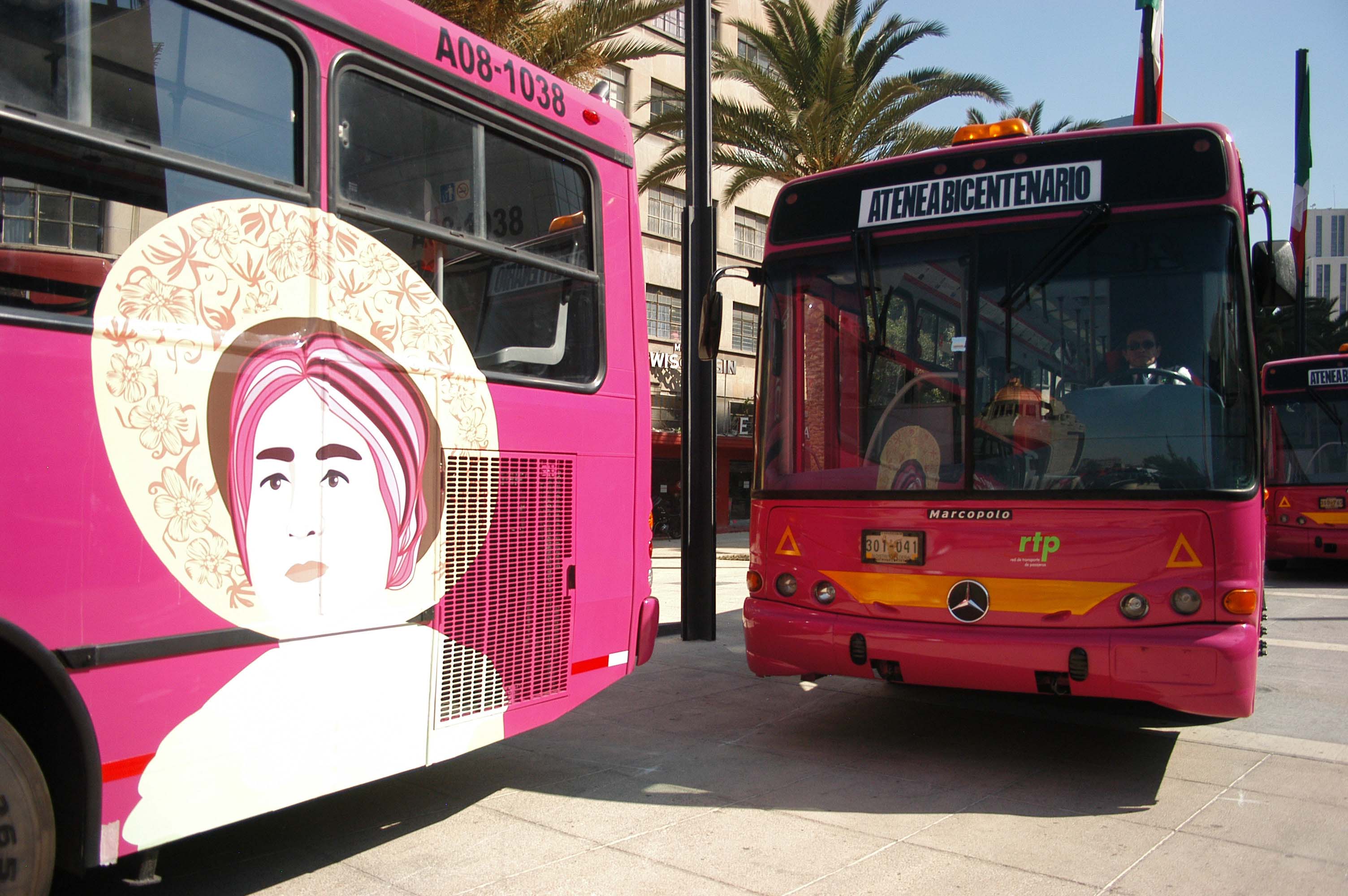 México D.F. y Bogotá cuentan con buses exclusivos para mujeres