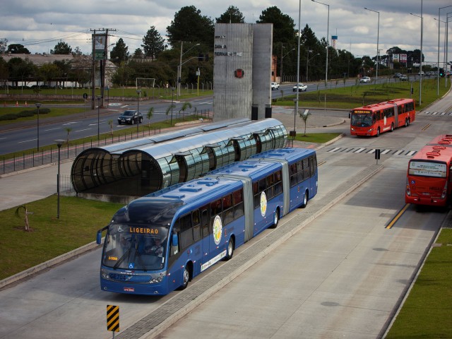 Volvo Bus presenta una guía para la Movilidad Urbana 