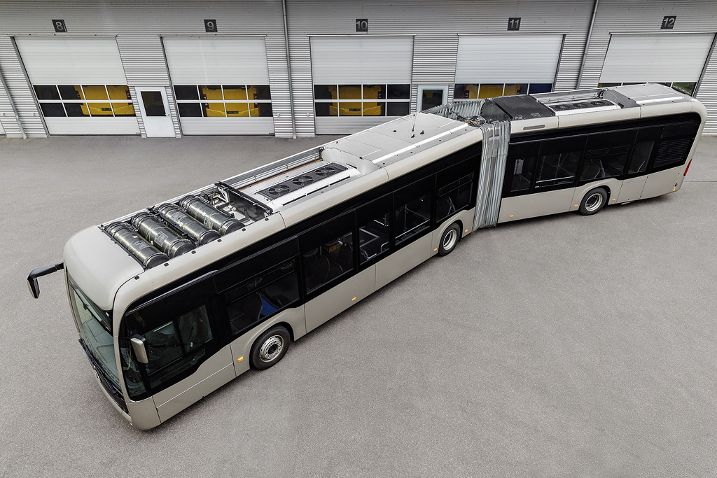 Daimler Buses ofrecerá vehículos neutros en CO2 en todos los segmentos para 2030: estrategia de doble vía basada en baterías e hidrógeno