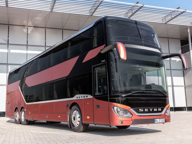 Daimler_buses_IAA_4