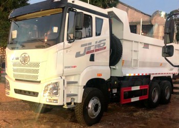 FAW Volcadora JH6 Series 6X4 390HP | Capacidad: Máximo 20 m3