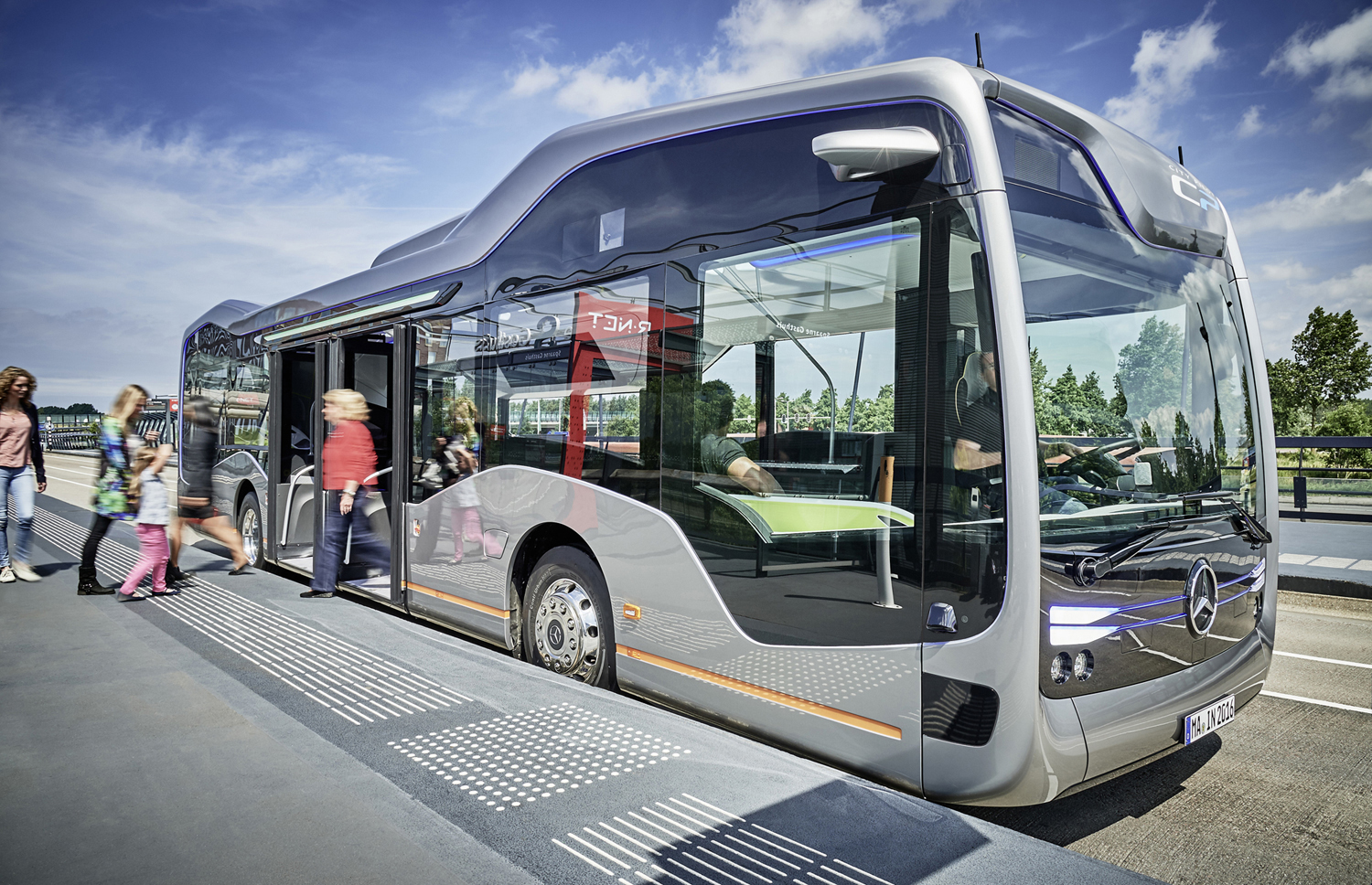 El Future Bus de Mercedes-Benz ya es una realidad