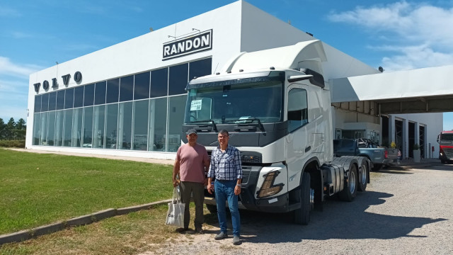 VOLVO - Nadefor S.A. VOLVO - Nadefor S.A.