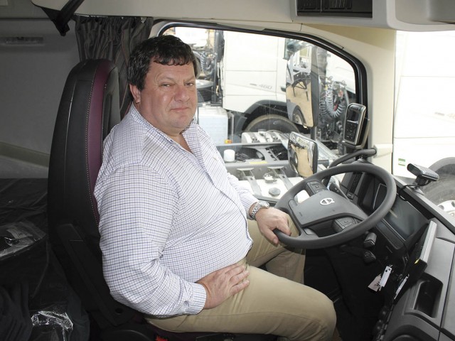 Giancarlo De María: “En esta nueva etapa empecé manejando el primer camión durante seis meses”