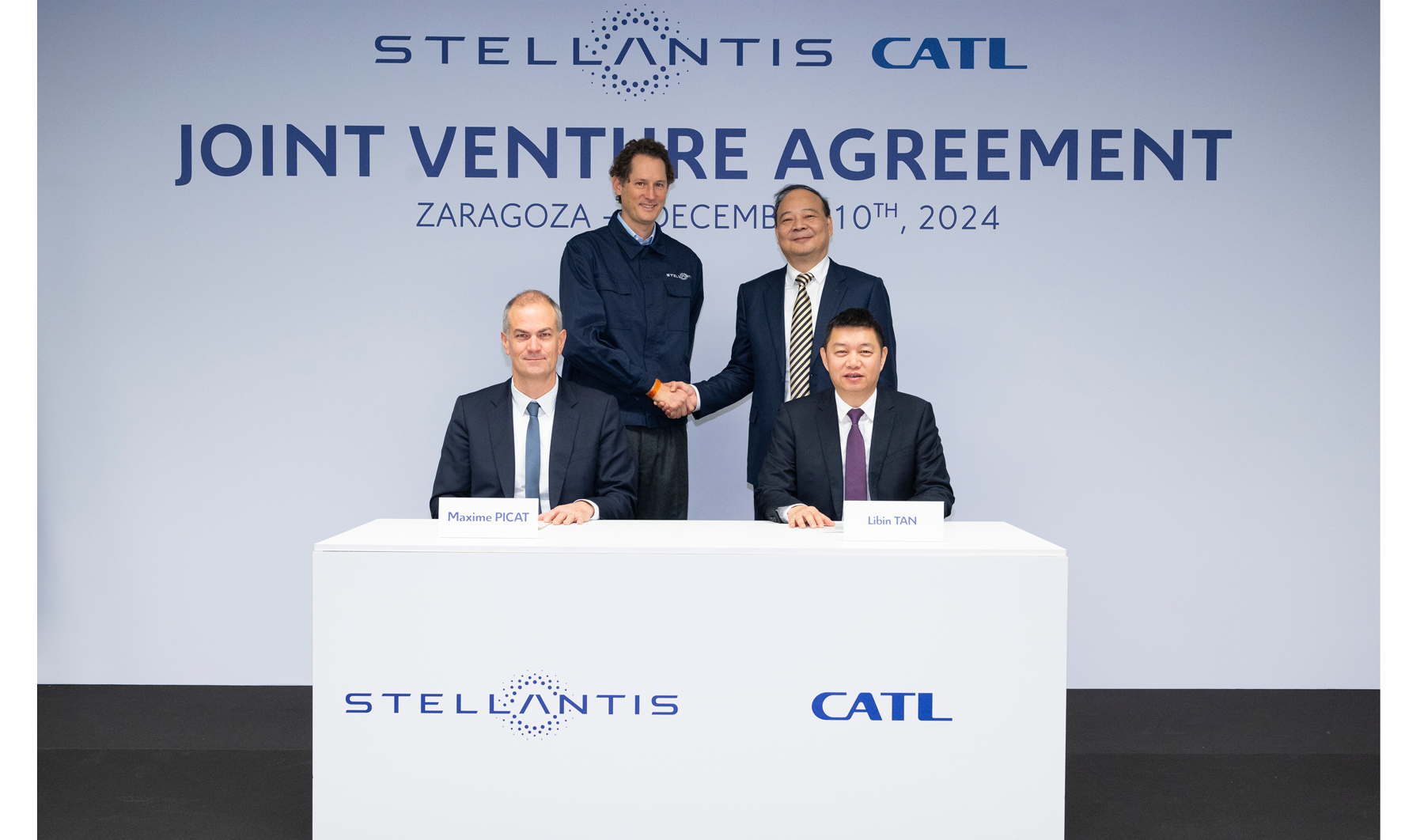 Stellantis y CATL invertirán hasta 4.100 millones de euros en una empresa conjunta para construir una planta de baterías LFP a gran escala en España