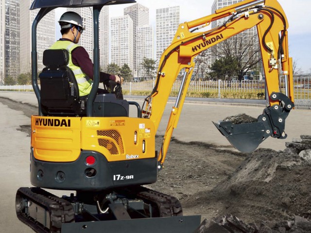 HYUNDAI_Mini_Excavadora_R17-9A_2