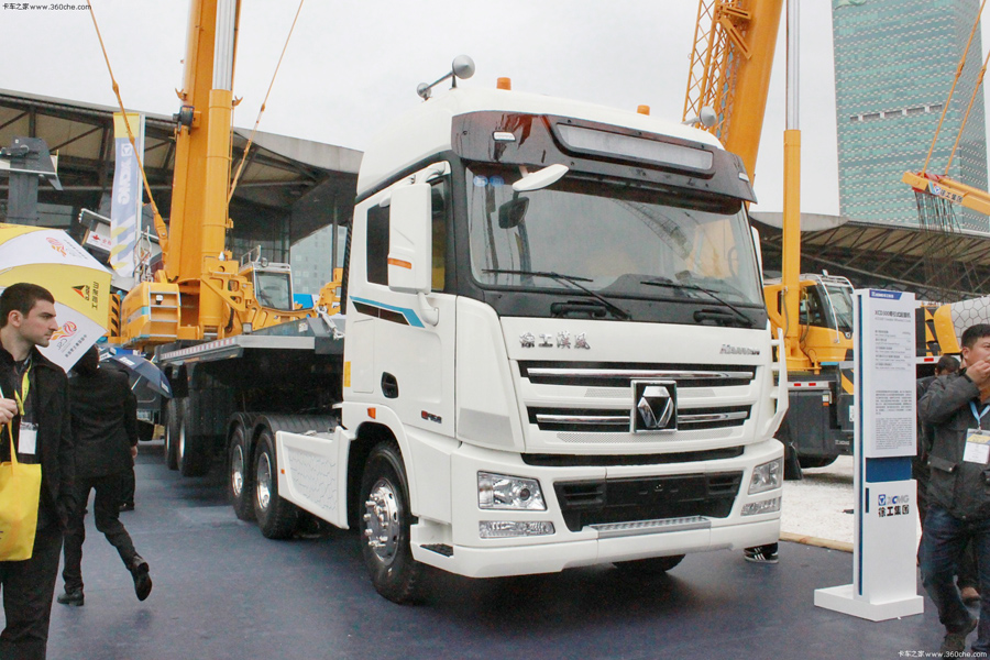 XCMG presentó su nueva generación de camiones Hanvan en China