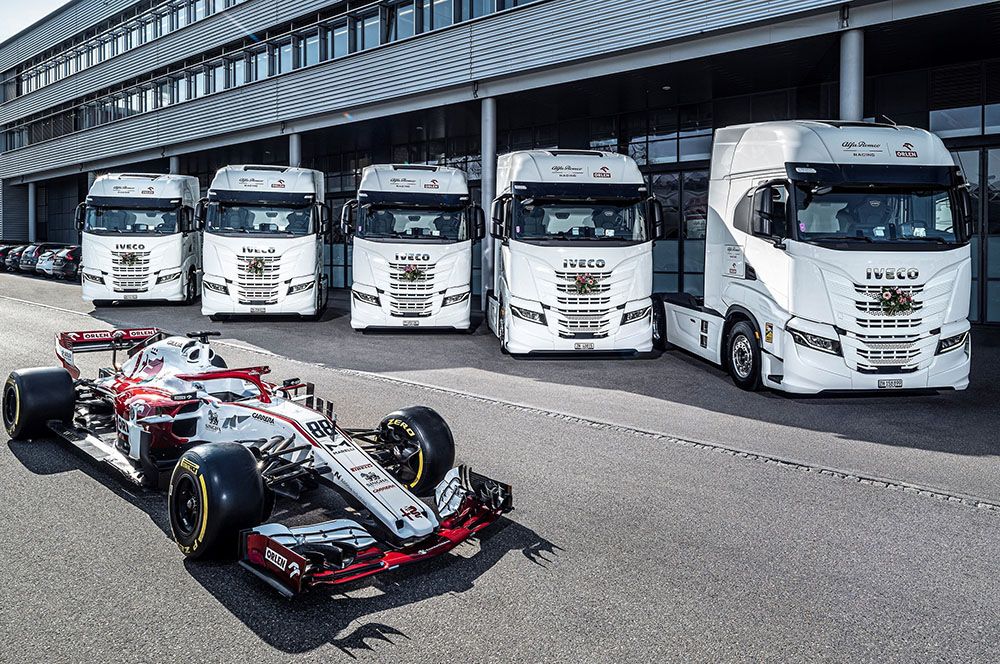Los camiones IVECO se incorporan a la flota del equipo Alfa Romeo Racing ORLEN