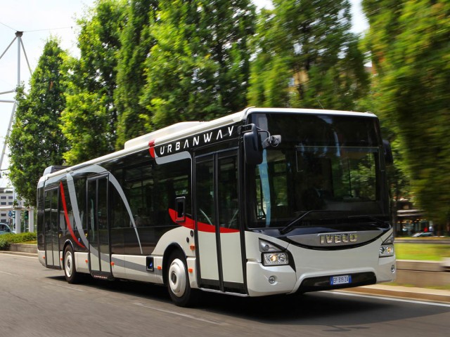 En 2015 Iveco Bus produjo más autobuses urbanos propulsados por energías limpias que por diésel, un récord a favor del medio ambiente.
