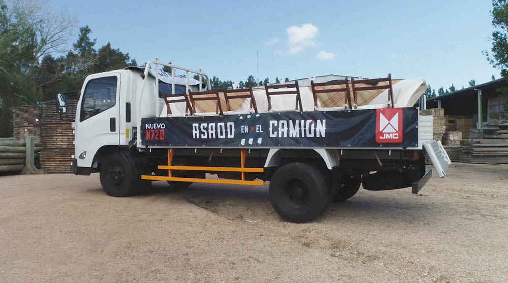 JMC sorteó un “Asado en el camión” para conmemorar el Día de los Trabajadores