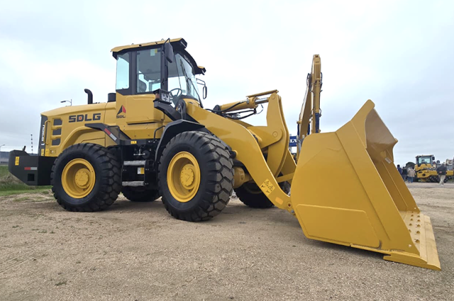 CIR Transporte y Maquinaria: Máquinas para todas las necesidades CIR Transporte y Maquinaria: Máquinas para todas las necesidades