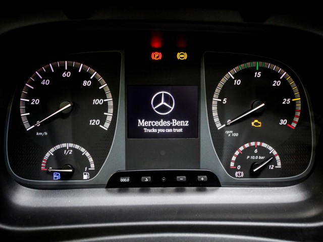 Mercedes-Benz_Argentina_realizo_capacitacion_anticipando_un_nuevo_Atego._Foto_2_1