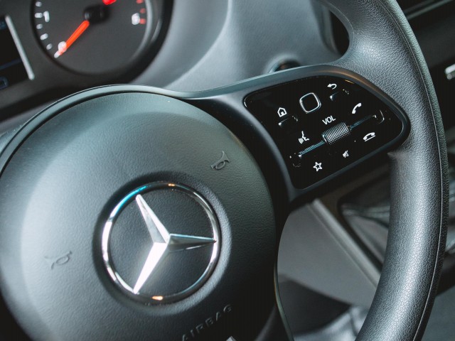 Mercedes-Benz_Sprinter-2021_5