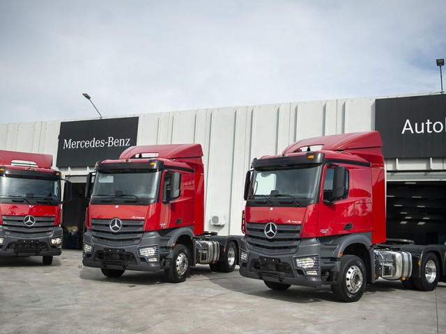 New_Actros_4