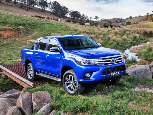 Se lanzó la Nueva Toyota Hilux 2016