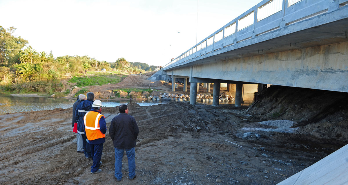 Se inauguró puente de ruta 9 sobre el canal Andreoni tras inversión de tres millones de dólares