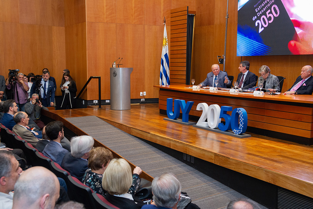 OPP propone estrategias de desarrollo para el camino de Uruguay hacia 2050