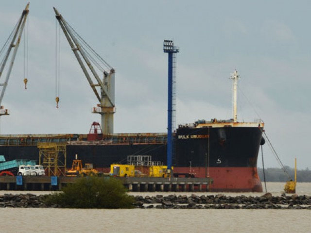 MTOP trabaja en mejora de accesos al puerto y ordenamiento en circulación de camiones en Nueva Palmira