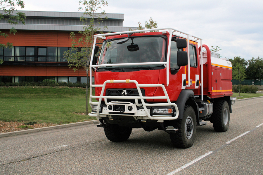 Renault Trucks presentó su nueva gama incendio en el Congreso de Bomberos de Francia