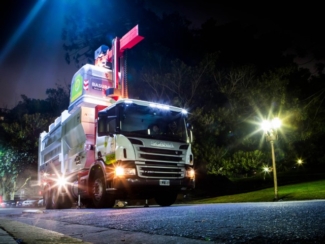 Scania Argentina vende más de 100 camiones para recolección de residuos en Buenos Aires