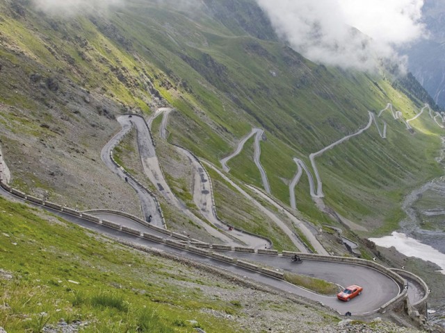 Stelvio_Pass_Road_Trollstigen