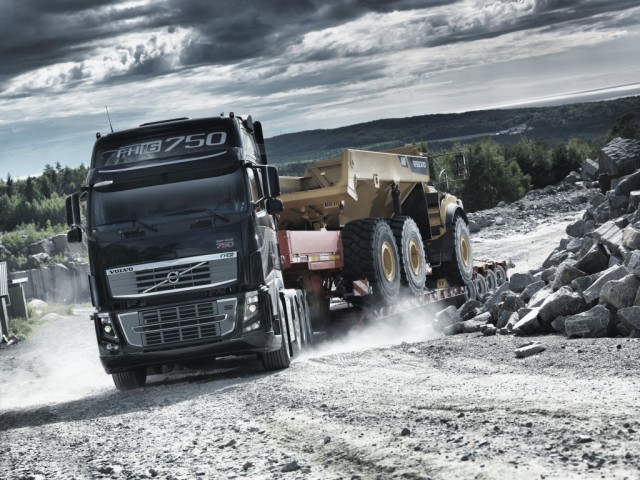 El camión más vendido de Volvo celebra 30 años de innovación
