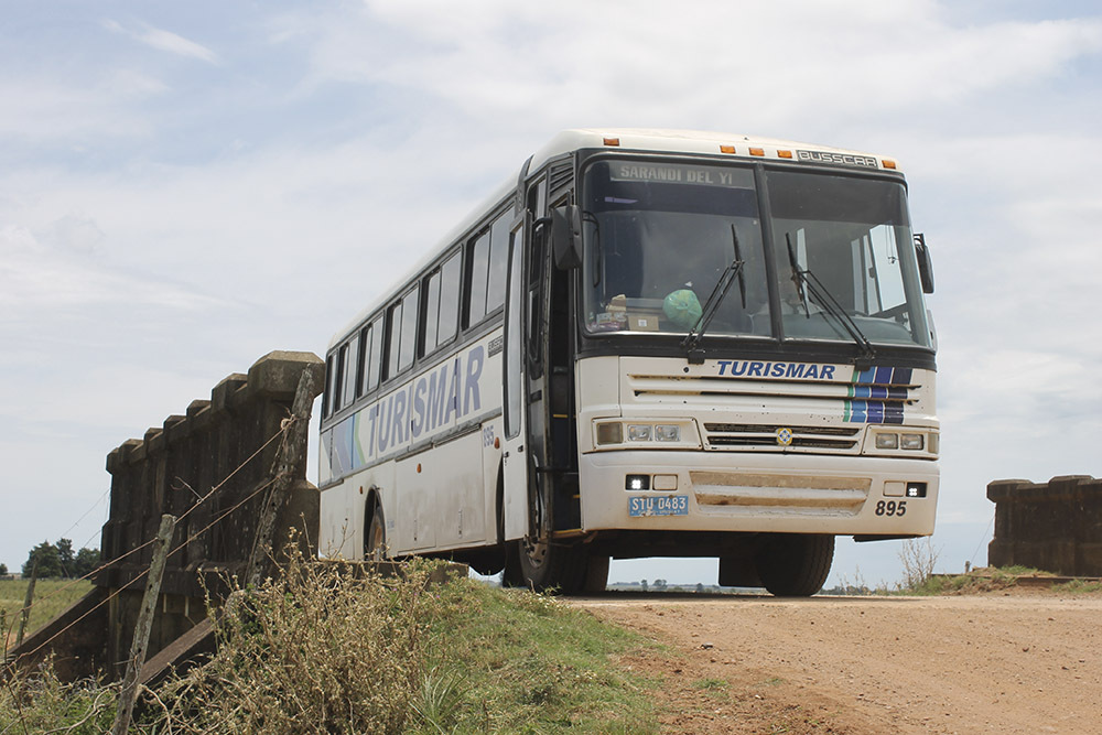 UN VIAJE DESCONOCIDO: En busca de ese puente tan largo que casi nadie vio, "Viaje al  kilómetro 329"