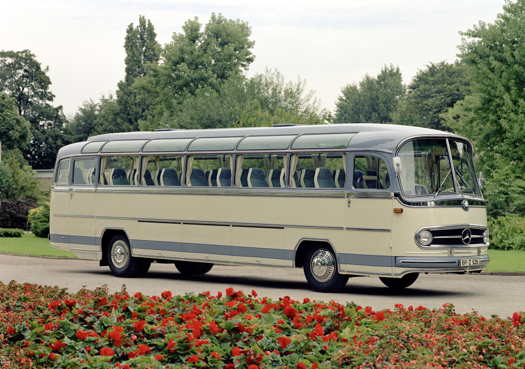 Éxito rotundo: autobús Mercedes-Benz O 321 H / HL (1954 a 1964)