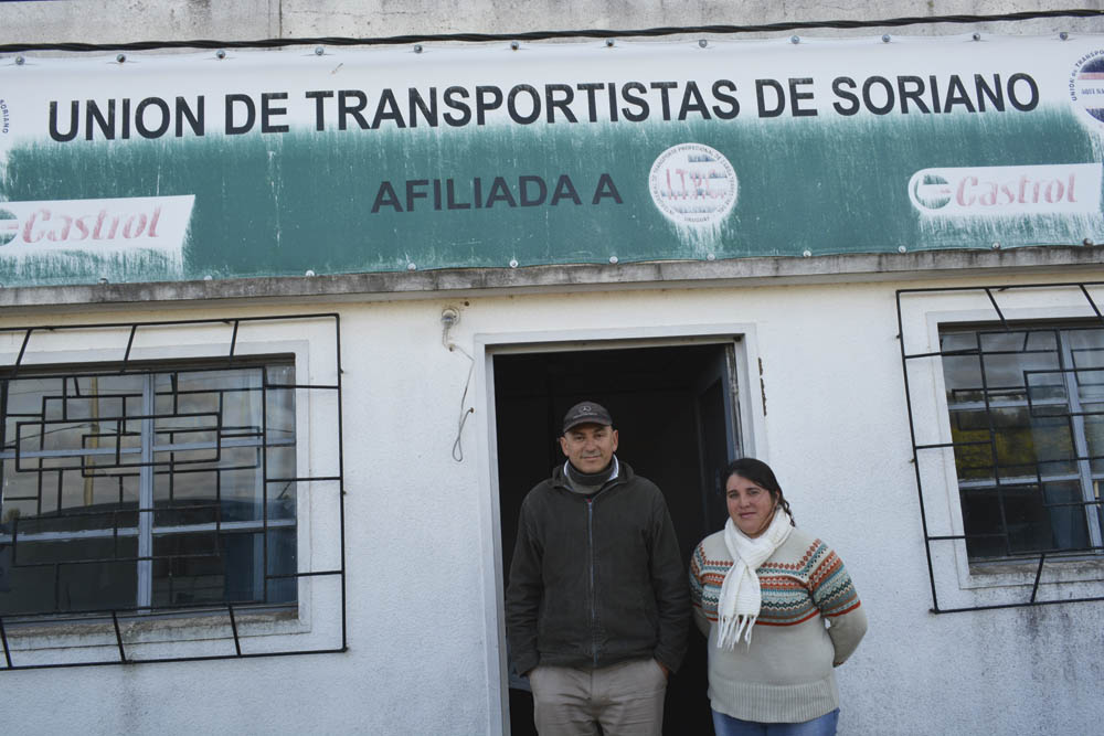 Unión De Transportistas De Soriano: “Hoy tenemos un montón de fierros en los galpones”