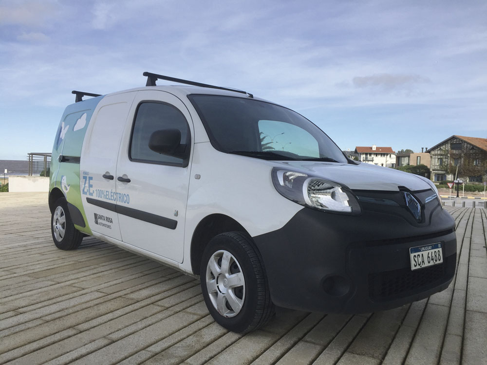 UTE destaca experiencia con vehículos eléctricos Renault 