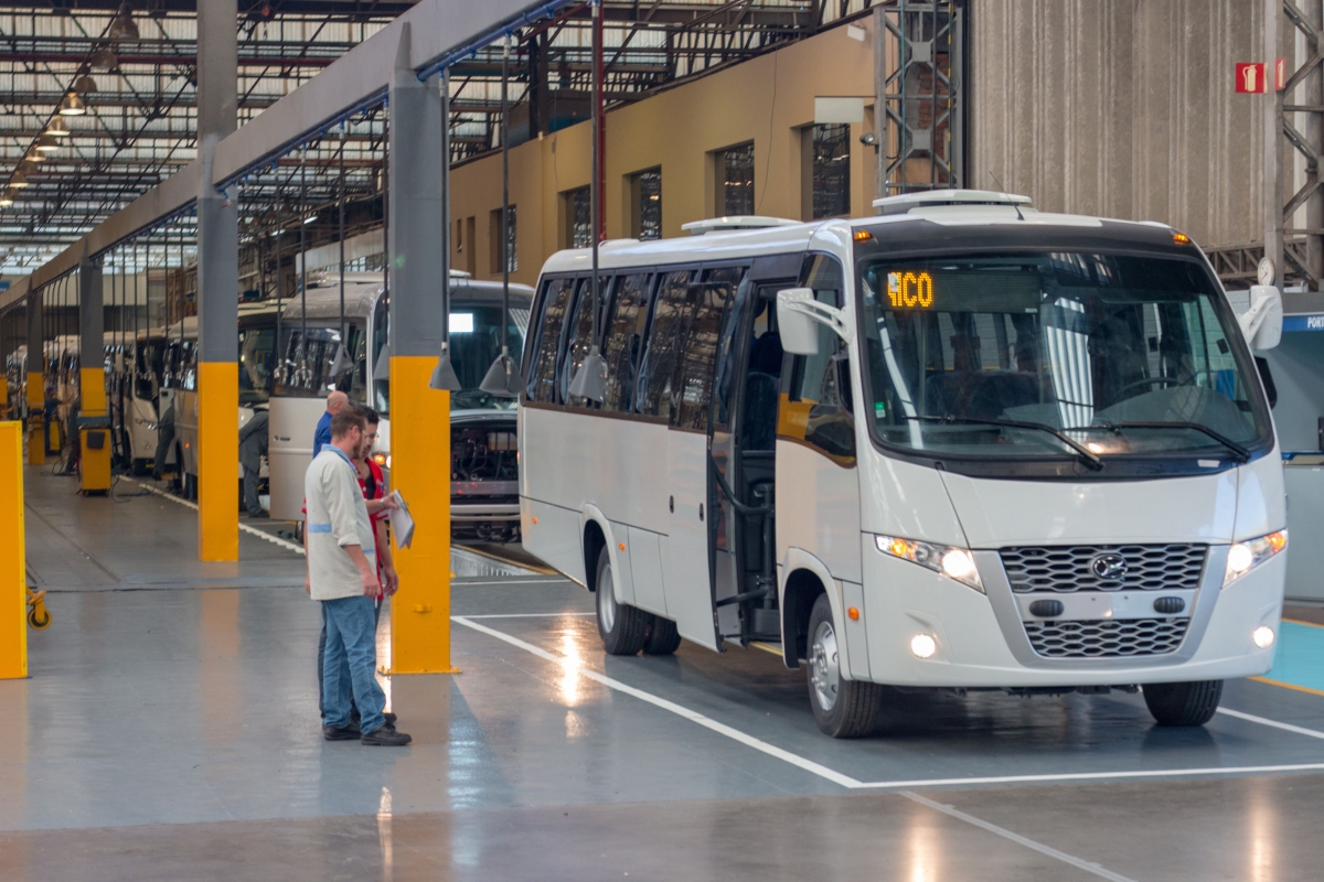 Volare inicia producción en la unidad Neobus en Ana Rech