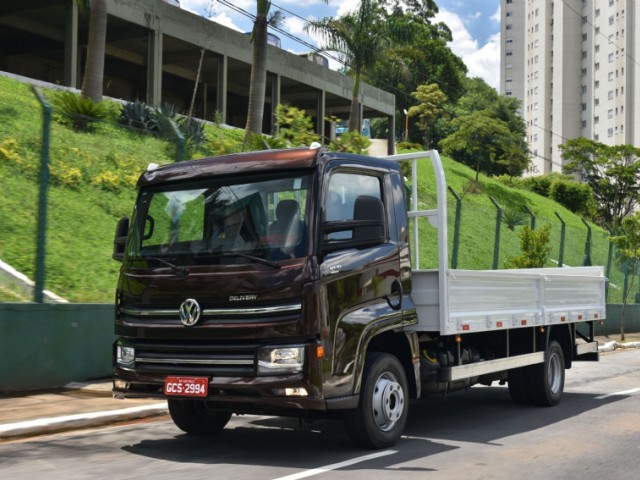 Volkswagen Camiones lanza nuevo Delivery en Chile y celebra un hito de 20 mil unidades exportadas