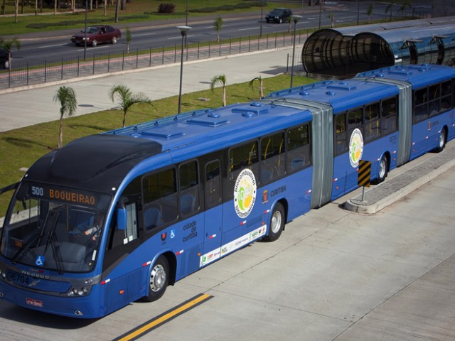 Volvo Bus Latinoamerica y Ericsson firman acuerdo para mejoras los sistemas de movilidad urbana