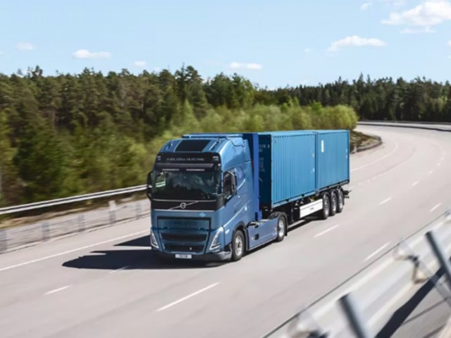 Volvo presenta camión de pila de combustible de hidrógeno en Europa