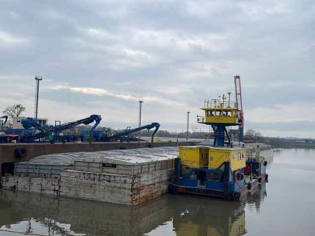 Carga de 7500 t de soja en el puerto de Paysandú