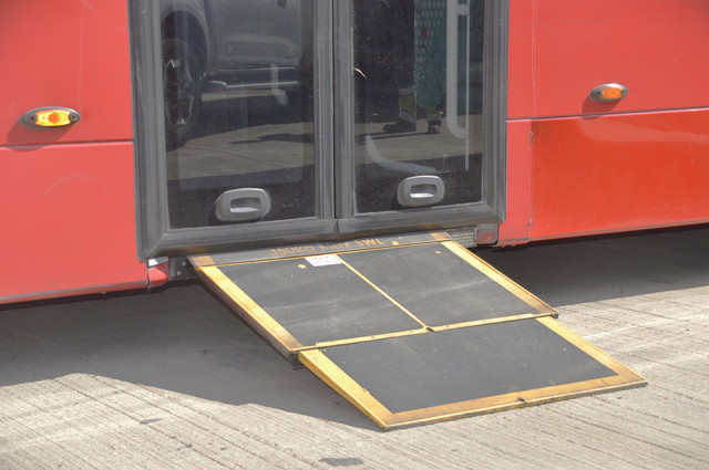 Compak Ramps: casi tres décadas desarrollando soluciones que acercan la accesibilidad al transporte público Compak Ramps: casi tres décadas desarrollando soluciones que acercan la accesibilidad al transporte público