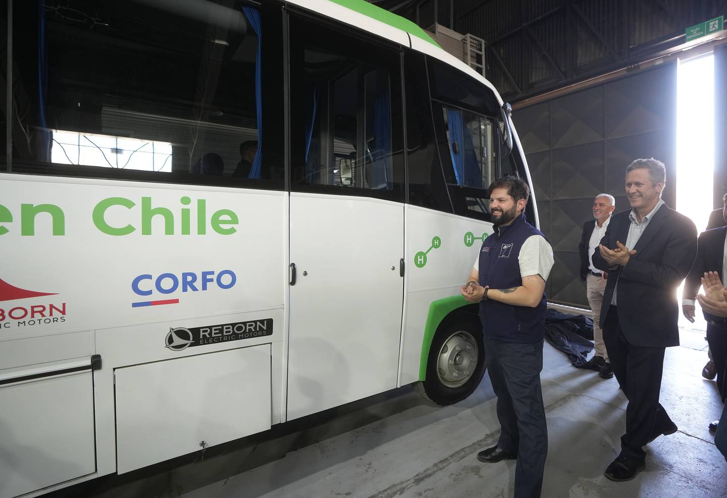 Chile presentó el primer bus a hidrógeno hecho en el país