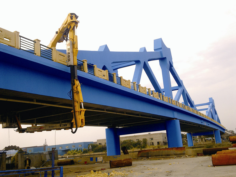 El camión de inspección de puentes XCMG tiene alto rendimiento en puentes de estructura compleja