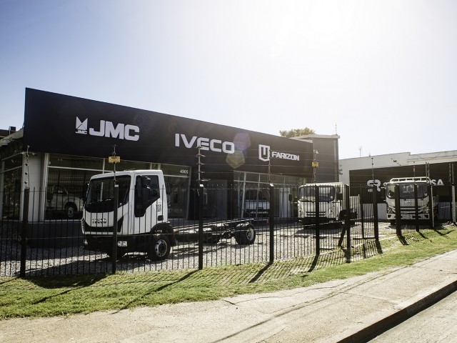 Santa Rosa abrió un nuevo local de utilitarios con las marcas JMC, IVECO y Farizon